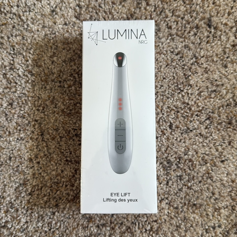 Lumina Eye Lift Wand